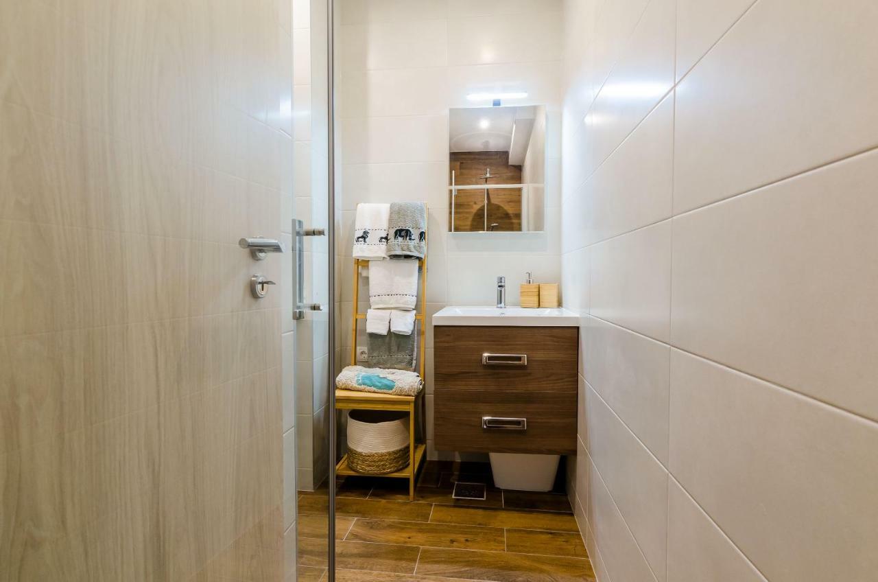 Apartment Moon River โมโกชิซา ภายนอก รูปภาพ