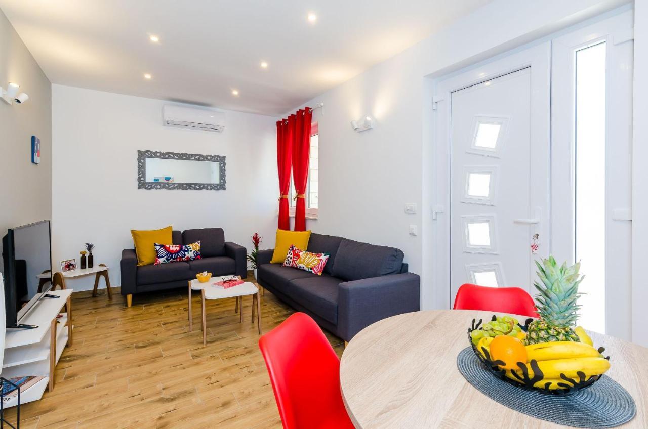 Apartment Moon River โมโกชิซา ภายนอก รูปภาพ